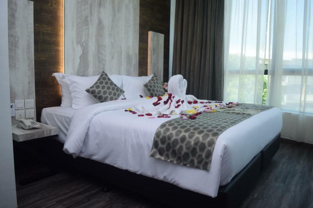 Rest And Comfort Boutique Hotel Kuala Terengganu Zewnętrze zdjęcie